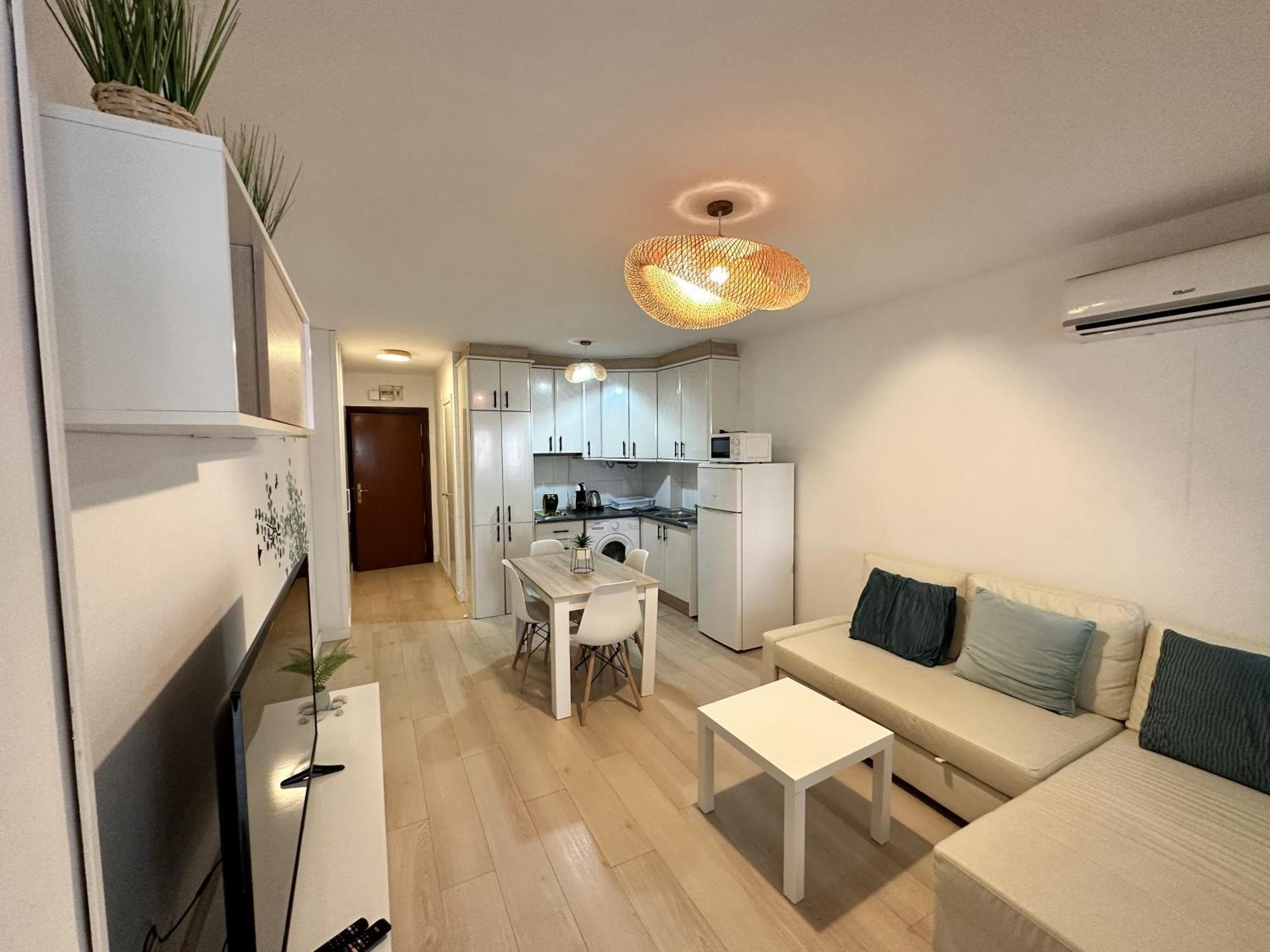 Ver1 - Terraza - 1 Dorm - Wifi - Centro A 100 Metros - Playa A 600 Metros Torremolinos Exteriör bild