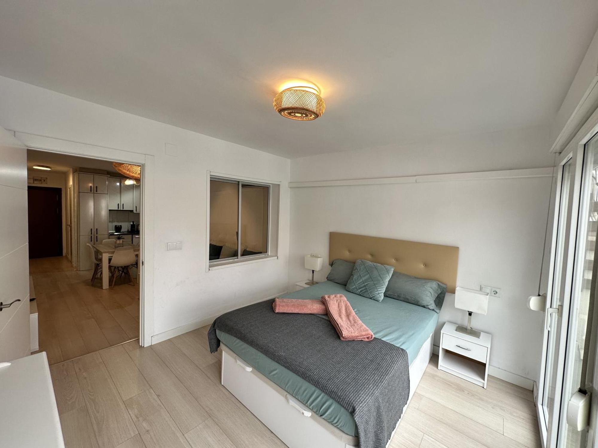 Ver1 - Terraza - 1 Dorm - Wifi - Centro A 100 Metros - Playa A 600 Metros Torremolinos Exteriör bild