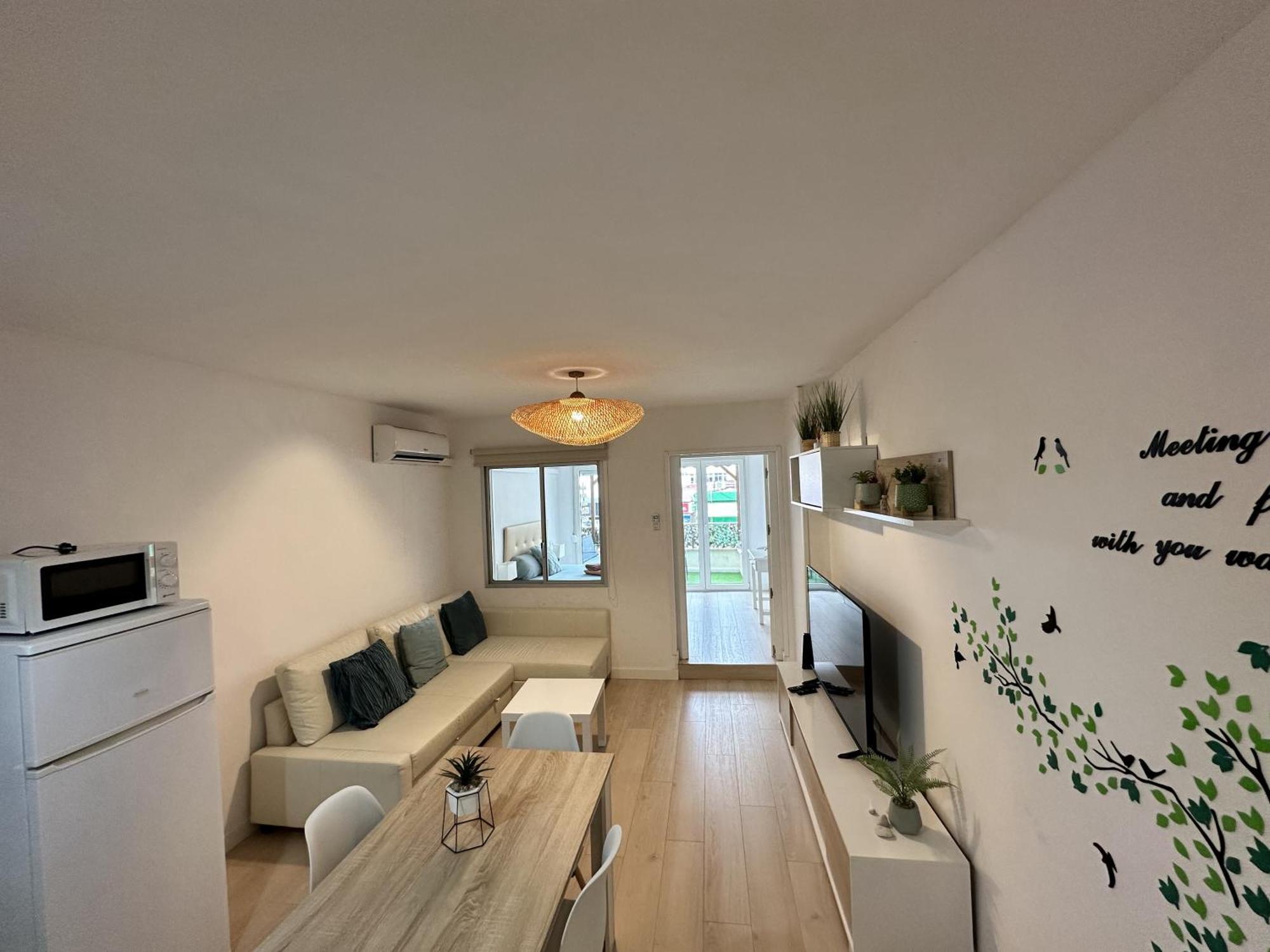 Ver1 - Terraza - 1 Dorm - Wifi - Centro A 100 Metros - Playa A 600 Metros Torremolinos Exteriör bild